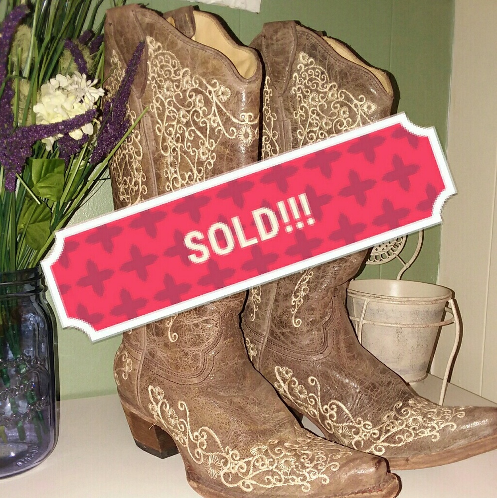 Corral Vintage Brown Crater Bone Embroidery Boots